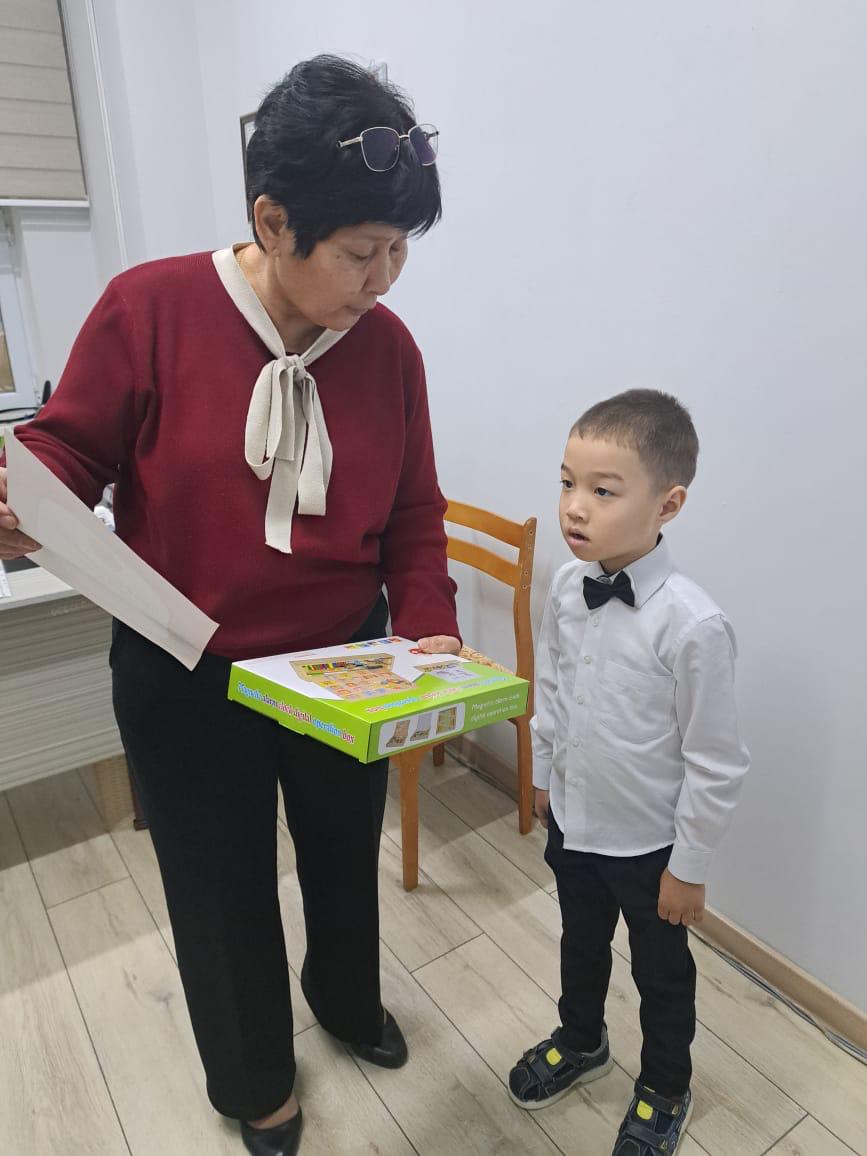 «Менің әкем – полиция қызметкері» республикалық сурет көрмесі